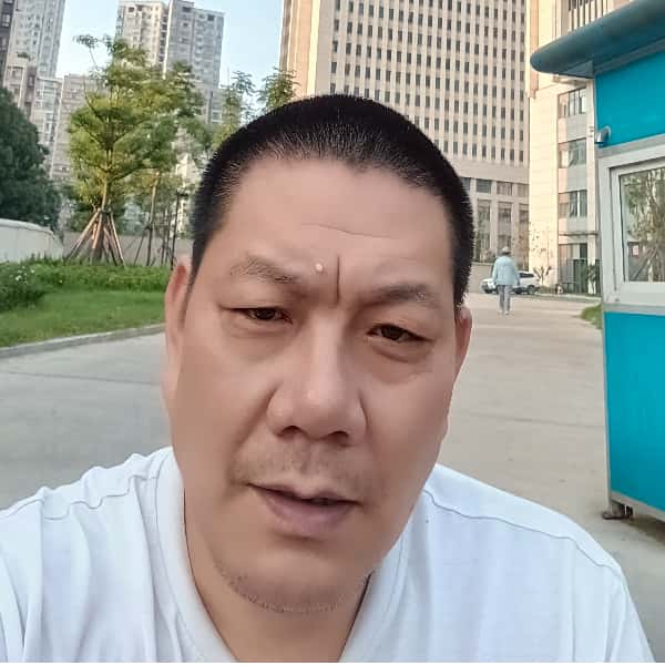 湖北45岁单身帅哥真诚找对象-青原征婚相亲网